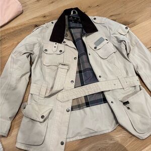 Barbour beige women’s jacket size 8